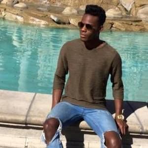 Meet your Posher, Rj